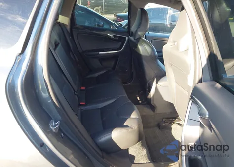 2017 Volvo Xc60 T6 Dynamic from USA, damaged, VIN YV449MRR8H2000633